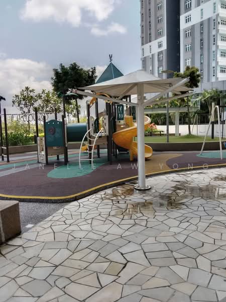 Kediaman Servis untuk Dijual di Grandview 360 - Janelle Aw Yong - Exterior - PropertyGuru.com.my
