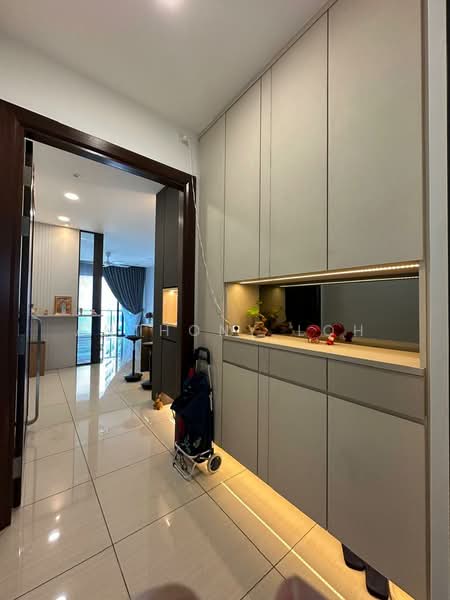 Condominium for Rent at Queens Residences Q1 @ Queens Waterfront - Anthony Loh - Entrance - PropertyGuru.com.my