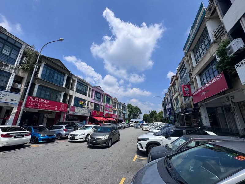 Shop / Office for Rent in Usj 9 (Subang Jaya) - Loh KC - Exterior - PropertyGuru.com.my