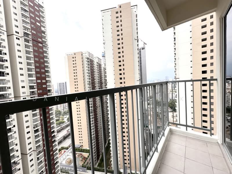 Condominium for Rent at Residensi Sateria - Danial Mohd Zaki - Balcony - PropertyGuru.com.my