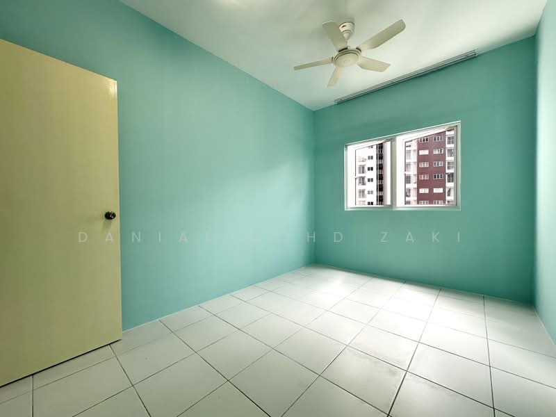 Condominium for Rent at Residensi Sateria - Danial Mohd Zaki - Interior - PropertyGuru.com.my