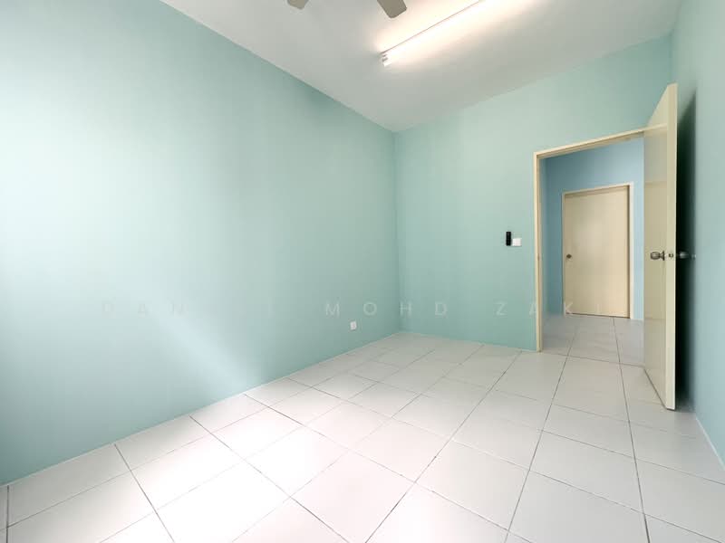 Condominium for Rent at Residensi Sateria - Danial Mohd Zaki - Interior - PropertyGuru.com.my