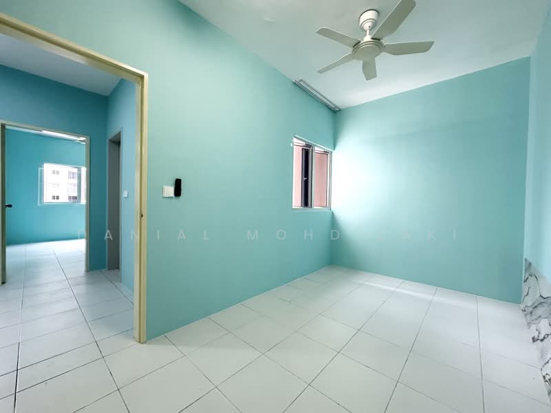 Condominium for Rent at Residensi Sateria - Danial Mohd Zaki - Interior - PropertyGuru.com.my
