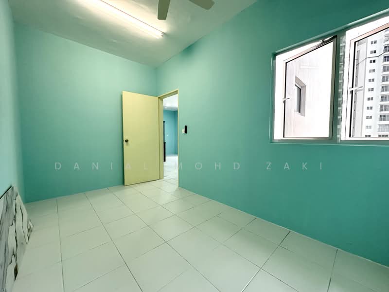 Condominium for Rent at Residensi Sateria - Danial Mohd Zaki - Interior - PropertyGuru.com.my