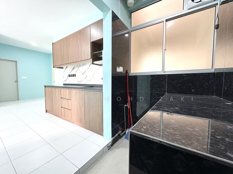 Condominium for Rent at Residensi Sateria - Danial Mohd Zaki - Kitchen - PropertyGuru.com.my