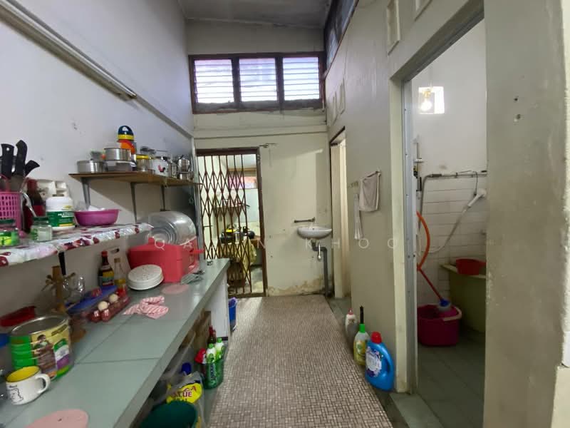 Rumah Teres 1-Tingkat untuk Dijual di Gunung Rapat (Ipoh) - Qazin Khoo - Kitchen - PropertyGuru.com.my