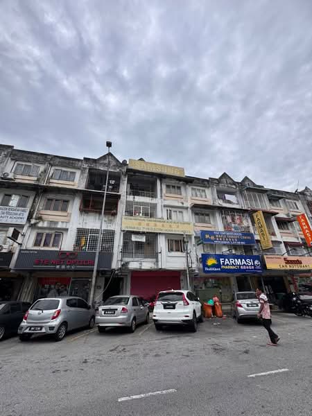 Shop for Rent in Bandar Baru Ampang (Ampang) - Loh KC - Exterior - PropertyGuru.com.my