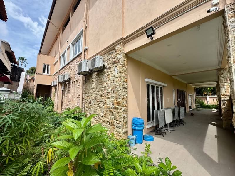 Bungalow for Sale in Bukit Jelutong (Shah Alam) - Najihah Mokhtar - PropertyGuru.com.my
