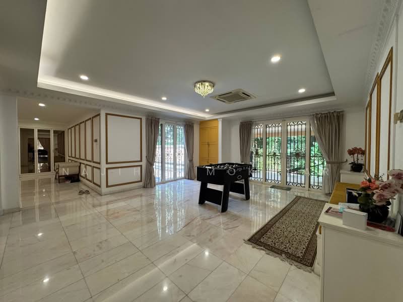 Bungalow for Sale in Bukit Jelutong (Shah Alam) - Najihah Mokhtar - PropertyGuru.com.my