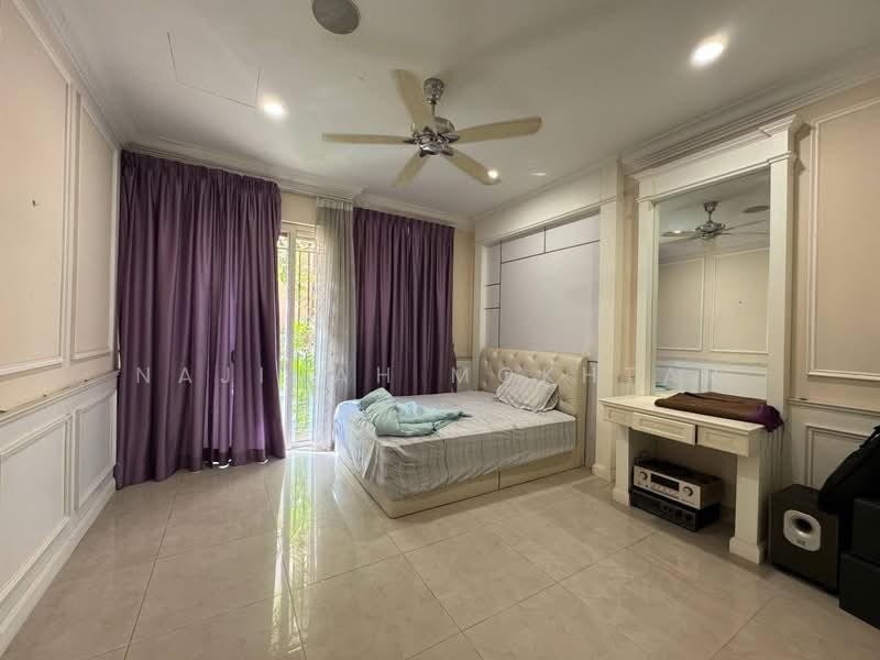 Bungalow for Sale in Bukit Jelutong (Shah Alam) - Najihah Mokhtar - PropertyGuru.com.my