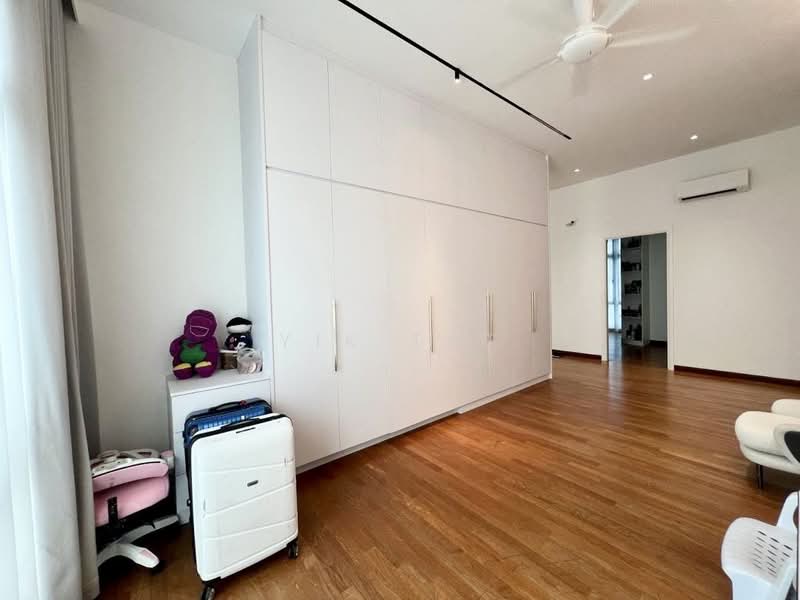 Bungalow House for Sale in Setia Tropika (Johor Bahru) - Yik Tat - PropertyGuru.com.my