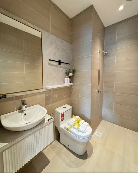 Service Residence for Sale at Permas Heights - Lynn Tee - Bathroom - PropertyGuru.com.my