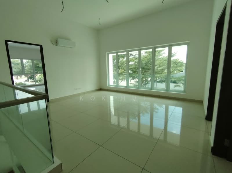 Rumah Berkembar untuk Dijual di Taman Ponderosa (Johor Bahru) - Kok Hui - Living Room - PropertyGuru.com.my
