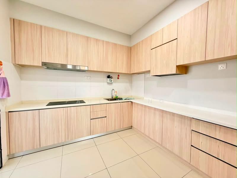 Servis Apartment untuk Dijual di Veranda Residence - Pauline Ng - Kitchen - PropertyGuru.com.my
