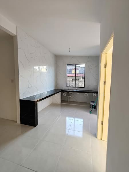 Rumah Teres 1-Tingkat untuk Dijual di Jalan Nanas Barat (Kuching) - Thomas Tong - Kitchen - PropertyGuru.com.my