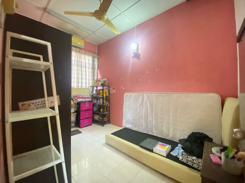 Rumah Teres 2 Tingkat untuk Dijual di Bandar Saujana Putra (Tanjong Duabelas) - Leia Lian - Bedroom - PropertyGuru.com.my