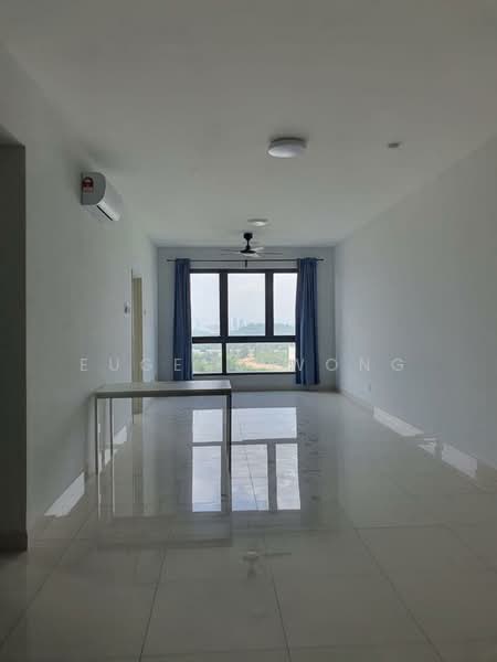Pangsapuri untuk Dijual di Suria Permai - Eugene Wong - Living Room - PropertyGuru.com.my