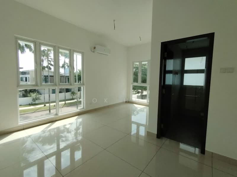 Rumah Berkembar untuk Dijual di Taman Ponderosa (Johor Bahru) - Kok Hui - Living Room - PropertyGuru.com.my