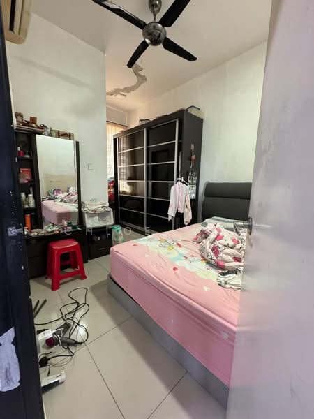 2-storey Terraced House for Sale in Ulu Tiram (Johor) - Chloe Ying - Bedroom - PropertyGuru.com.my