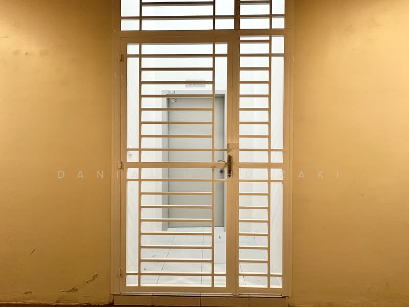 Condominium for Rent at Residensi Sateria - Danial Mohd Zaki - Entrance - PropertyGuru.com.my