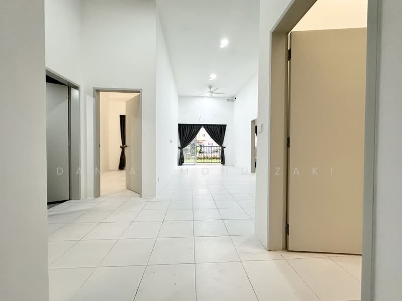 Condominium for Rent at Residensi Sateria - Danial Mohd Zaki - Interior - PropertyGuru.com.my