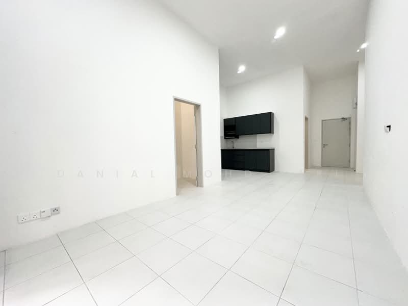 Condominium for Rent at Residensi Sateria - Danial Mohd Zaki - Kitchen - PropertyGuru.com.my
