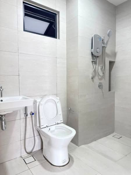 Service Residence for Sale at Residensi Ava @ Kiara Bay - KS Chia - Bathroom - PropertyGuru.com.my