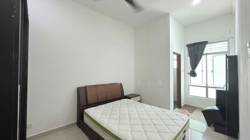 Rumah Teres 2 Tingkat untuk Disewa di Taman Mount Austin (Tebrau) - John Sia - Bedroom - PropertyGuru.com.my