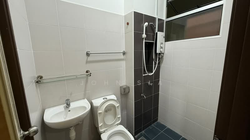 Rumah Teres 2 Tingkat untuk Disewa di Taman Mount Austin (Tebrau) - John Sia - Bathroom - PropertyGuru.com.my