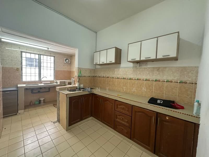 Rumah Teres 2 Tingkat untuk Dijual di Bandar Bukit Tinggi 2 (Klang) - Joanne Tan - Kitchen - PropertyGuru.com.my