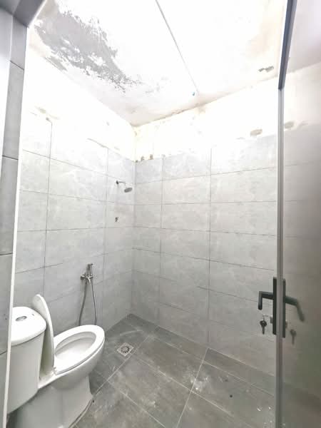 Retail Space for Rent in Raja Uda (Butterworth) - Elina Lim - Bathroom - PropertyGuru.com.my