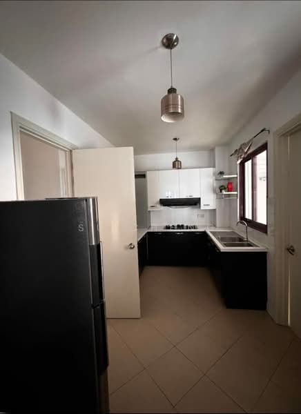 Kondominium untuk Dijual di Surian Condominium - Su Cheng - Kitchen - PropertyGuru.com.my