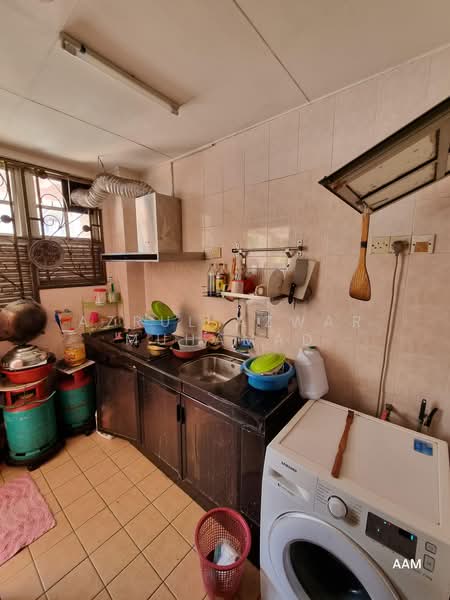 2-storey Terraced House for Sale in Presint 9 (Putrajaya) - Azrul Azwar Muhamad - Kitchen - PropertyGuru.com.my