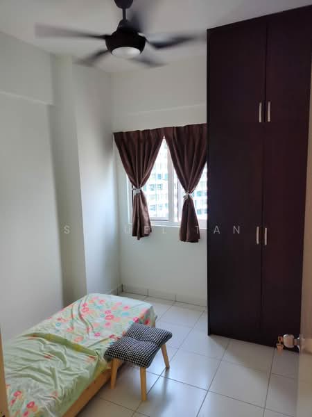 Kondominium untuk Disewa di First Residence (Residensi Unggul) - Samuel Tan - Bedroom - PropertyGuru.com.my