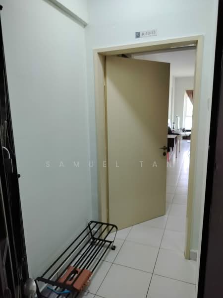 Kondominium untuk Disewa di First Residence (Residensi Unggul) - Samuel Tan - Entrance - PropertyGuru.com.my