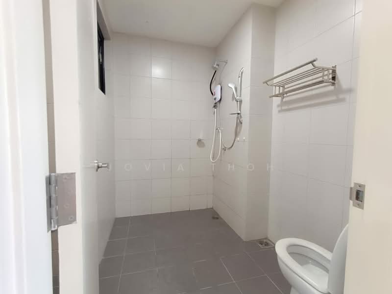 Servis Apartment untuk Disewa di Ramada Meridin - Jovia Thoh - Bathroom - PropertyGuru.com.my