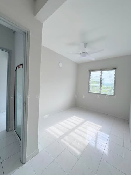 Apartment for Sale at Segar Apartments - Jacqueline San - Interior - PropertyGuru.com.my