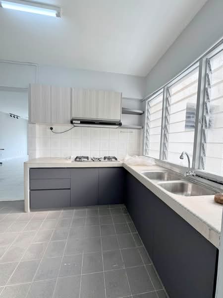 Apartment for Sale at Segar Apartments - Jacqueline San - Kitchen - PropertyGuru.com.my