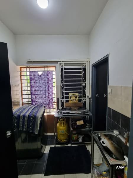 Semi-Detached House for Sale in Bangi (Selangor) - Azrul Azwar Muhamad - Kitchen - PropertyGuru.com.my