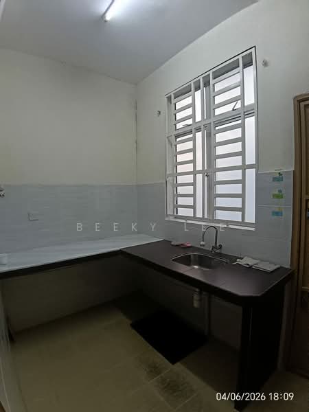 1-storey Terraced House for Sale in Taiping (Perak) - Beeky Lee - Kitchen - PropertyGuru.com.my