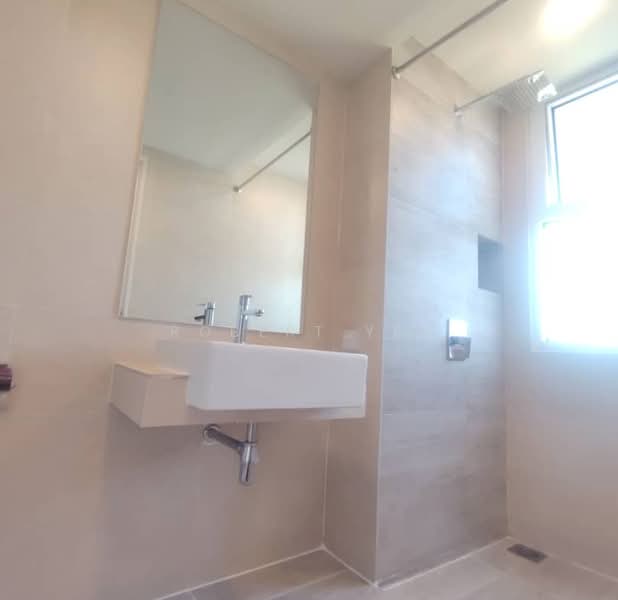 Servis Apartment untuk Dijual di Windmill upon Hills - Robert Yee - Bathroom - PropertyGuru.com.my