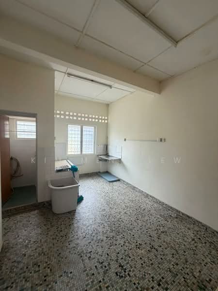 Rumah Teres 1-Tingkat untuk Dijual di Kepong Baru (Kepong) - Kim Meng Lew - Kitchen - PropertyGuru.com.my