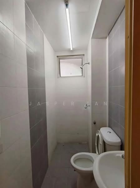 Pangsapuri untuk Disewa di Mewah 9 Residence - Jasper Tan - Bathroom - PropertyGuru.com.my