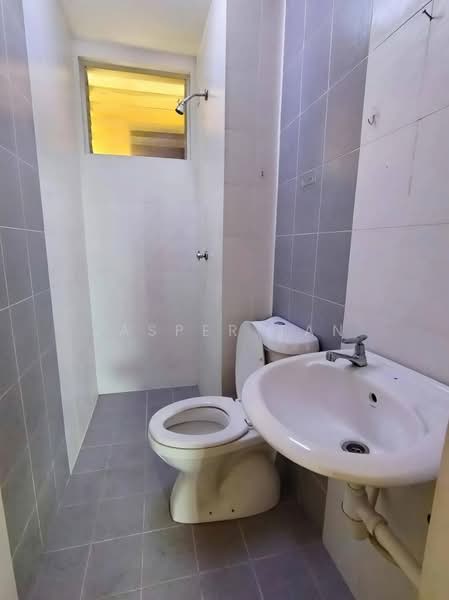 Pangsapuri untuk Disewa di Mewah 9 Residence - Jasper Tan - Bathroom - PropertyGuru.com.my