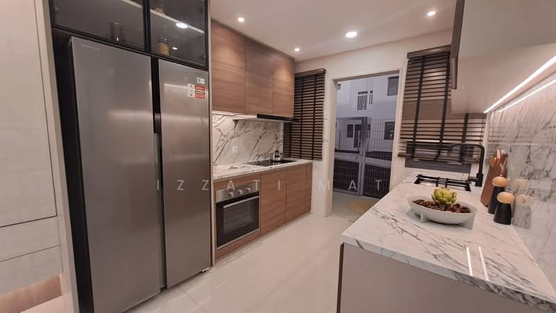 Townhouse for Sale in Dengkil (Selangor) - Izzati Mat - Kitchen - PropertyGuru.com.my
