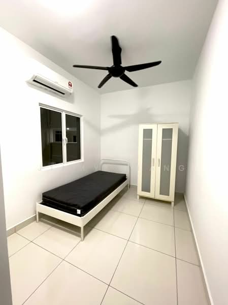 Kondominium untuk Disewa di Paraiso Residence @ The Earth - Jimmy Chang - Bedroom - PropertyGuru.com.my