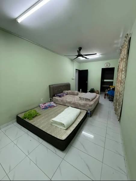 Rumah Kluster untuk Dijual di Taman Pulai Mutiara (Iskandar Puteri (Nusajaya)) - Kok Hui - Bedroom - PropertyGuru.com.my