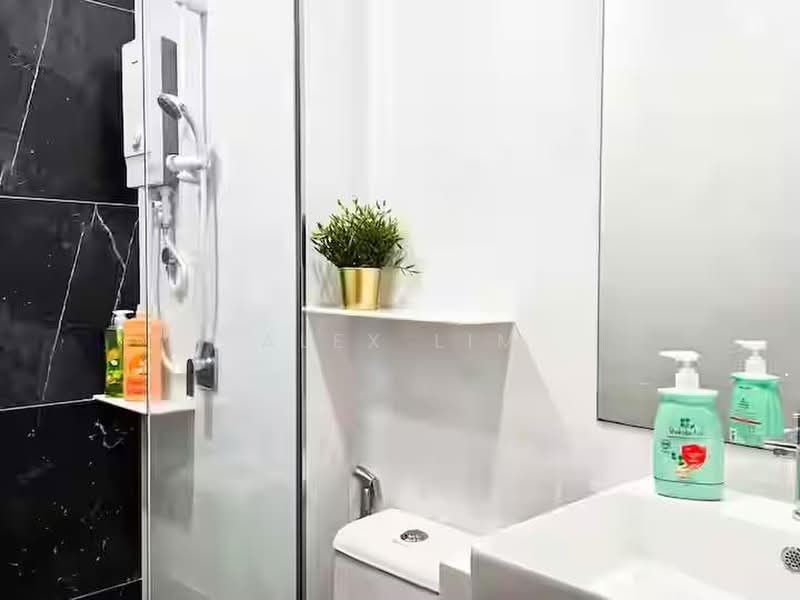 Service Residence for Rent at Beacon Executive Suites - Alex Lim - Bathroom - PropertyGuru.com.my