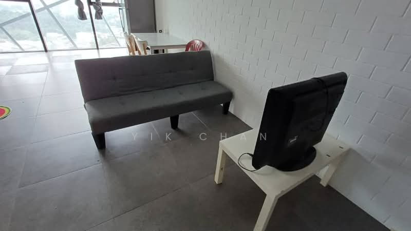 Servis Apartment untuk Dijual di Empire Damansara (Empire SOHO 2) - Yik Chan - Living Room - PropertyGuru.com.my