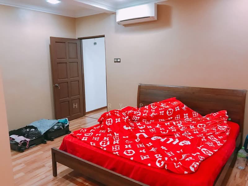 Rumah Bandar untuk Dijual di Batu 9 (Cheras) - Henry Pua - PropertyGuru.com.my